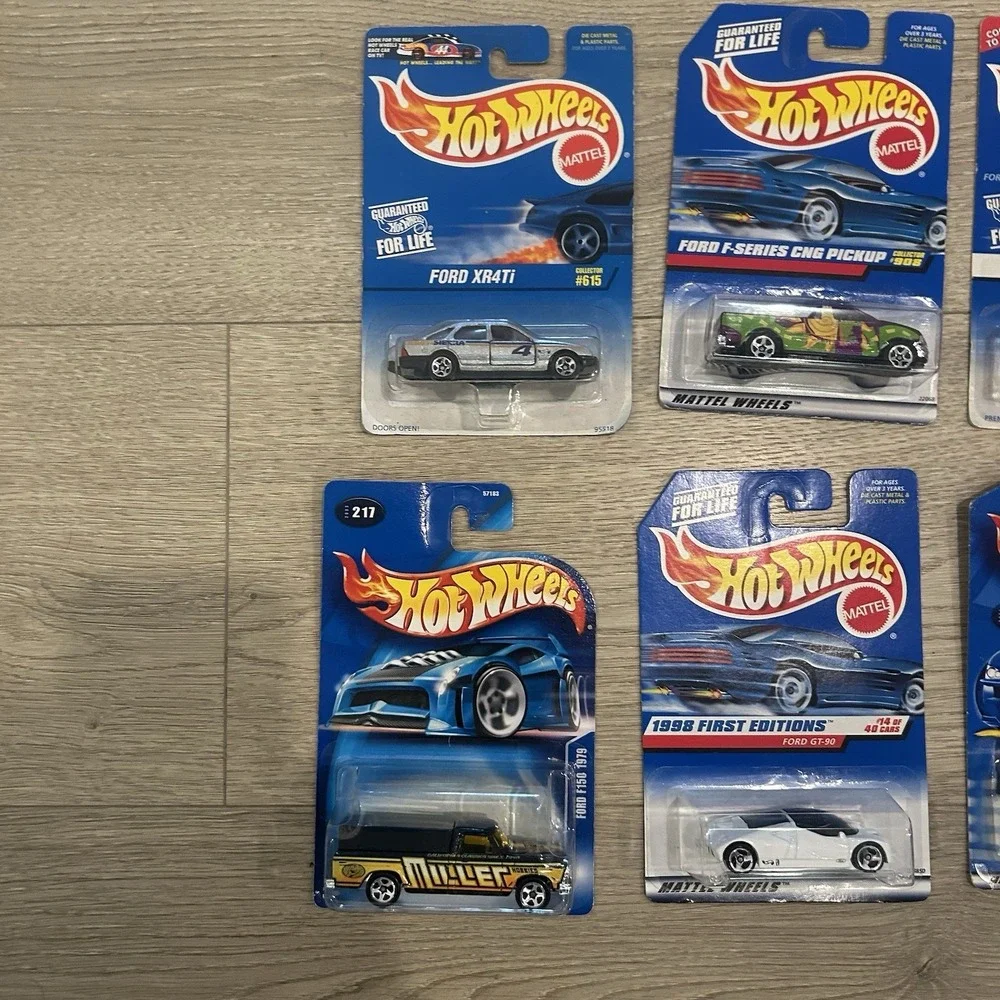 Hot Wheels Lot Of 8 Ford Cars Diecast 1:64 NIB